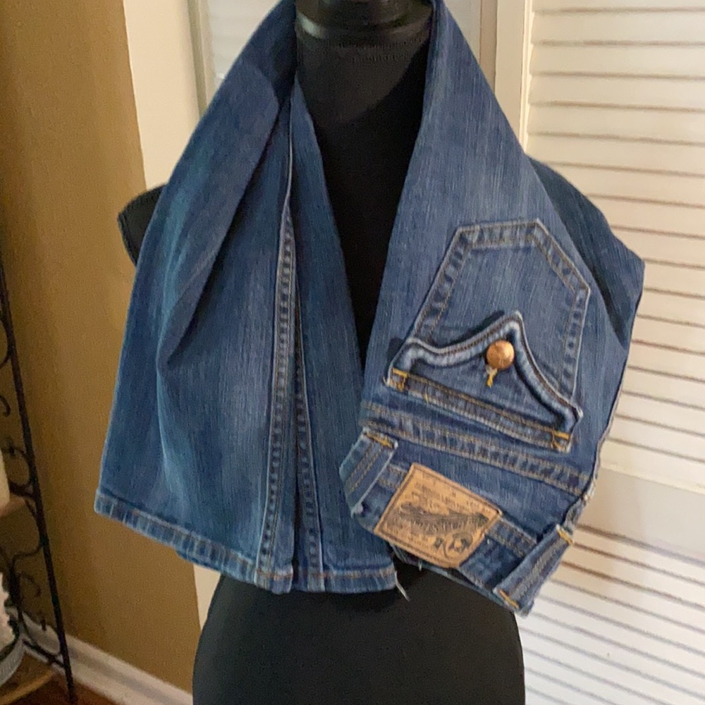 Great Jeans!! Levis..